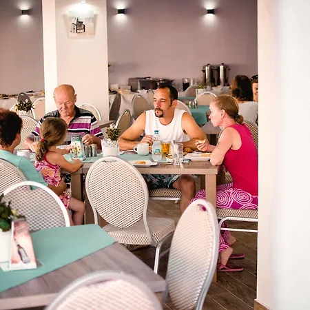 New Corner منتزه العطل 3*